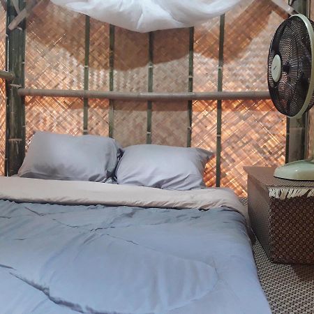 Coc Guest House & Hostel Chiang Mai Exteriör bild