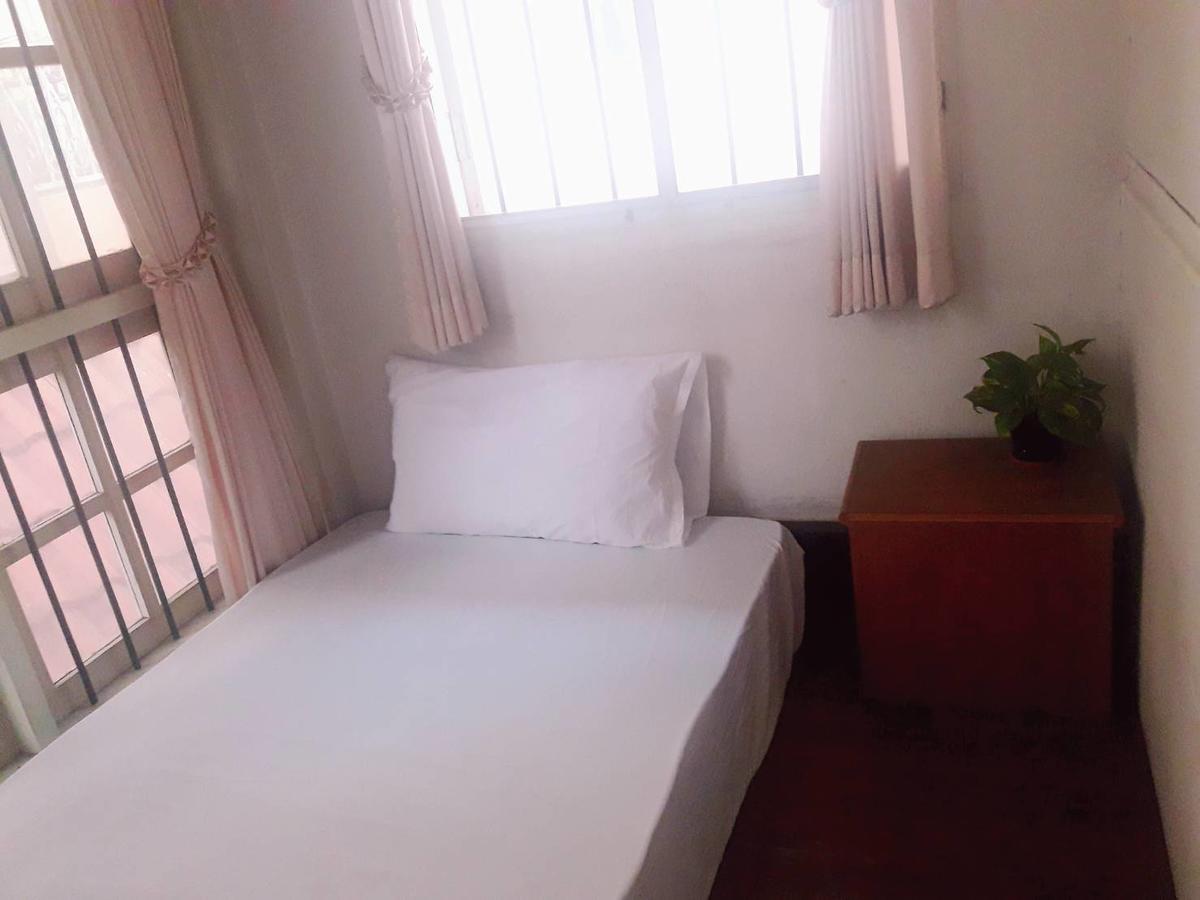 Coc Guest House & Hostel Chiang Mai Exteriör bild