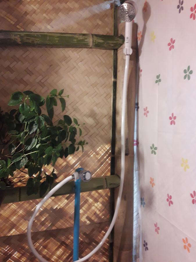 Coc Guest House & Hostel Chiang Mai Exteriör bild