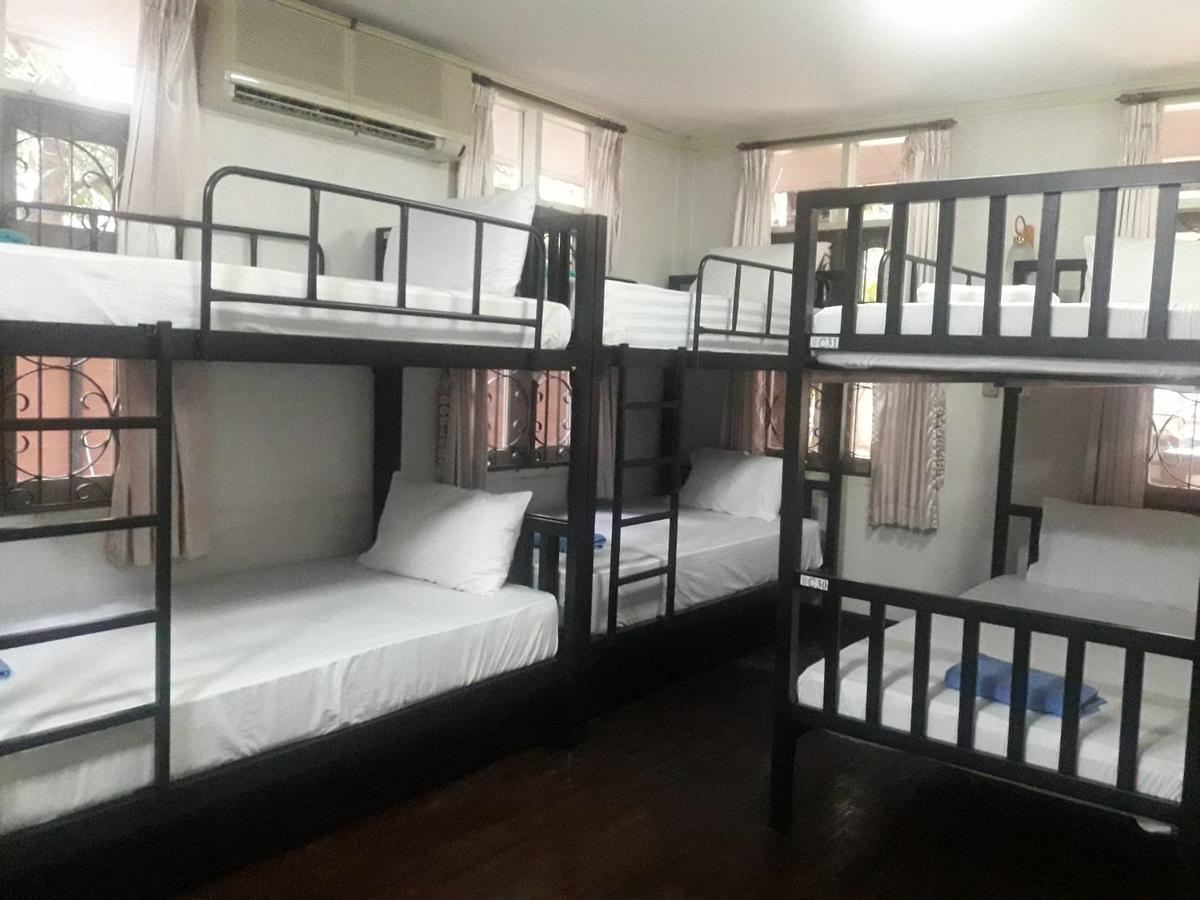 Coc Guest House & Hostel Chiang Mai Exteriör bild