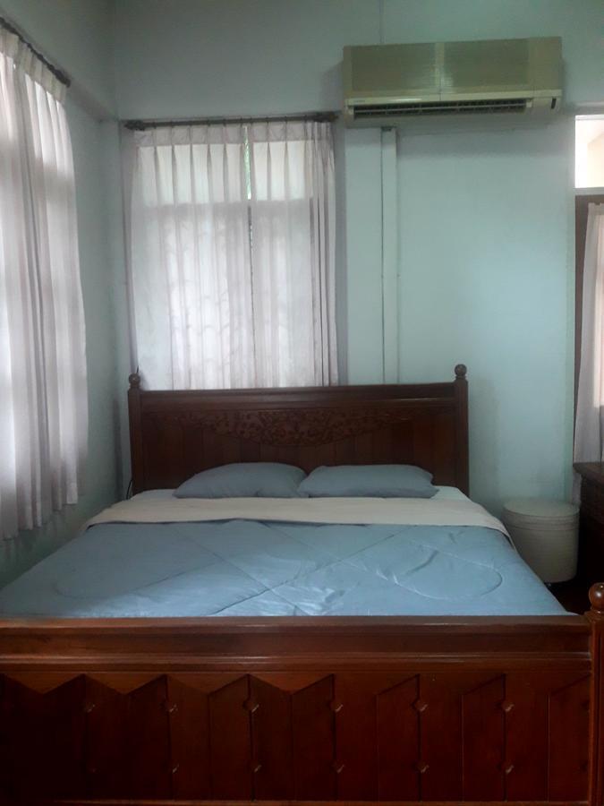 Coc Guest House & Hostel Chiang Mai Exteriör bild